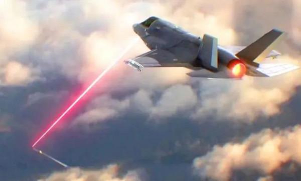 戰鬥機還在使用機炮？美國已在試射鐳射武器，或改寫空戰模式