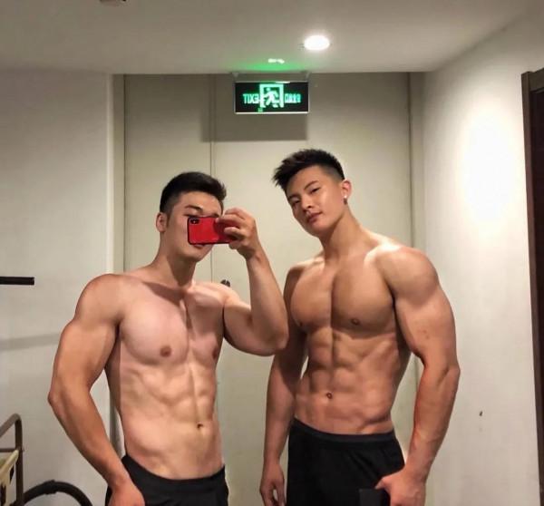 健身的男人，老了也比小鮮肉硬