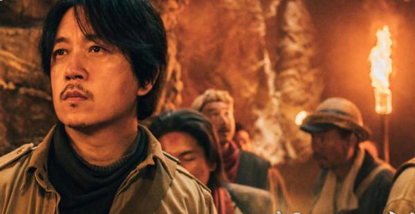 受傷後還在繼續表演!從敖犬的敬業背後,審視中年藝人的不易 受傷後還在繼續表演!從敖犬的敬業背後,審視中年藝人的不易