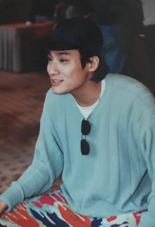 1983年，梁家輝在故宮留下了一輛腳踏車，38年過去車子還在