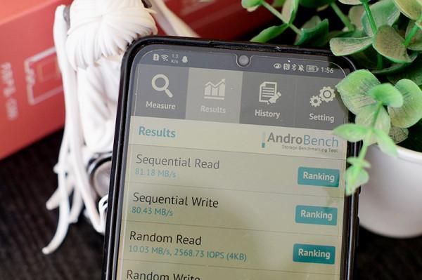 國潮精品大華NM儲存卡，隨心擴充套件手機空間