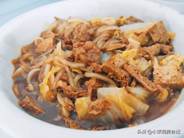 中秋節同學來吃飯，山西婆婆忙活一上午做6道菜，同學吃哭：想家