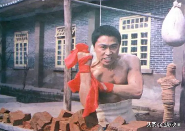 36年前的功夫片，轟動一時的峨眉飛盜，當年引發爭議，如今成經典