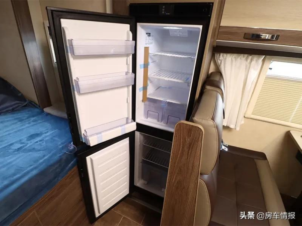 戴德E途房車來了!真正水電高配,一家5口玩不充電也能踏實用7天 戴德E途房車來了!真正水電高配,一家5口玩不充電也能踏實用7天