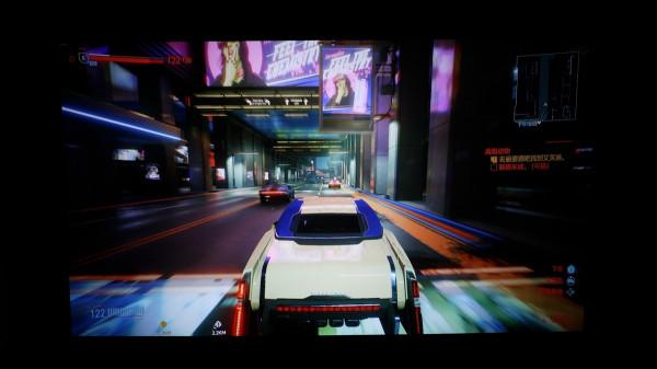 用萬元投影儀和男朋友一起看8K，太爽了