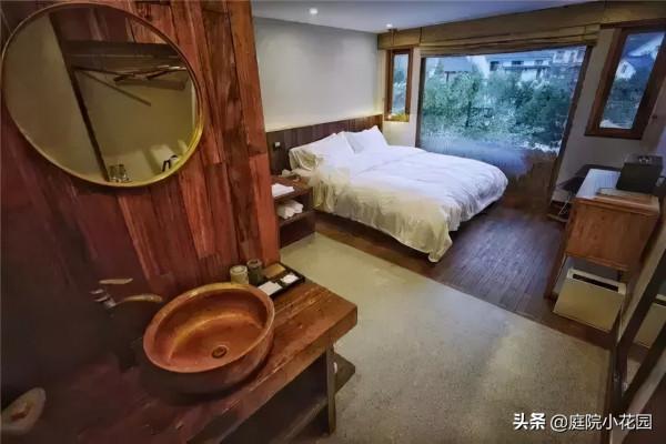 70後文藝大叔，用6年建400㎡院子，每天喝茶做飯，瀟灑生活