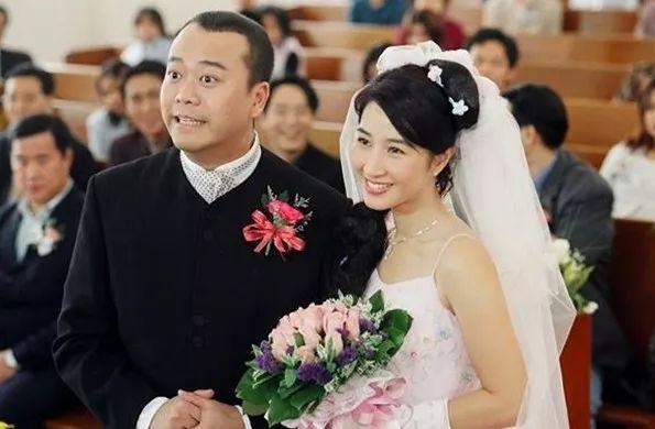 狗糧專場，盤點港圈5對婚齡超15年，感情依舊堅如磐石的影帝夫妻