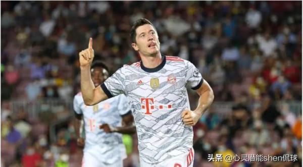 47球+7助攻!萊萬神蹟!梅西排名第5,C羅只排在第10,無意甲球員 47球+7助攻!萊萬神蹟!梅西排名第5,C羅只排在第10,無意甲球員