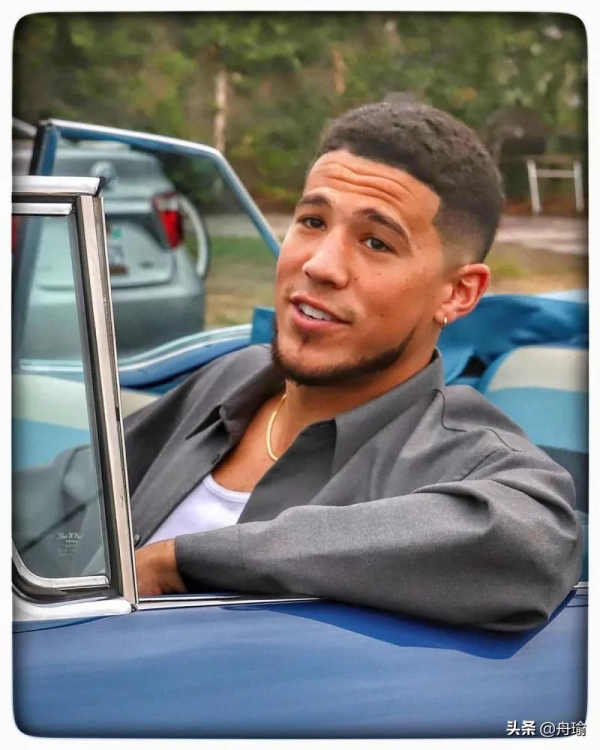 NBA晚報:詹妻不滿記者評論,威少獲最佳著裝獎,哈登盼歐文歸隊 NBA晚報:詹妻不滿記者評論,威少獲最佳著裝獎,哈登盼歐文歸隊