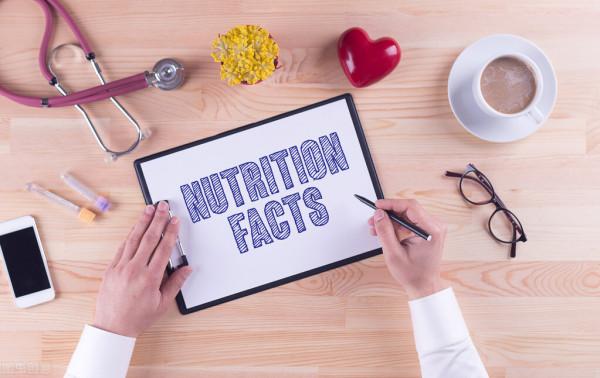 6個適合新手的居家燃脂動作,幫你練出緊緻身材 6個適合新手的居家燃脂動作,幫你練出緊緻身材