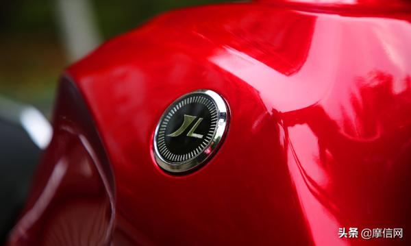 顏值線上 實用好騎的“全能商務車”——聊聊嘉陵新車JV150