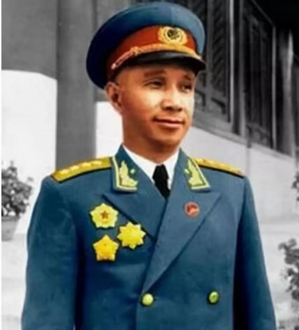 粟裕“敢冒本位宗派主義之嫌,越級直呈中央保持主力部隊建制” 粟裕“敢冒本位宗派主義之嫌,越級直呈中央保持主力部隊建制”