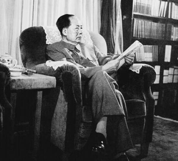 錢學森參加國宴,卻發現自己座位被佔,毛主席:你的名字是我劃的 錢學森參加國宴,卻發現自己座位被佔,毛主席:你的名字是我劃的