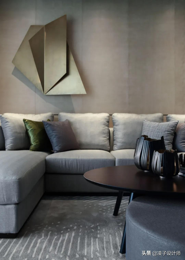 130m²採光差,樓層低,這樣裝肯定讓家瞬間亮起來 130m²採光差,樓層低,這樣裝肯定讓家瞬間亮起來