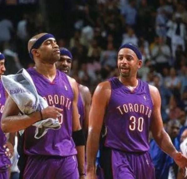 諾阿退役！是否勾起你曾經的記憶，想起伴你走完青春的那一代球員