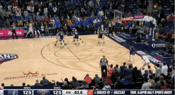 0&period;3秒絕殺！湖人舊將YYDS！打爆籃網幹翻勇士！他們已經十連勝了