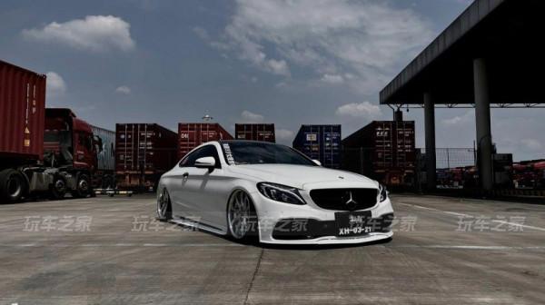 把女朋友的賓士C Coupe拿來玩改裝 給她一次讓別人羨慕的機會