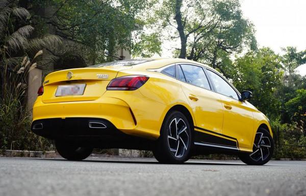 外型都喜歡 駕控也帶感 名爵5 1.5T試駕測評 外型都喜歡 駕控也帶感 名爵5 1.5T試駕測評