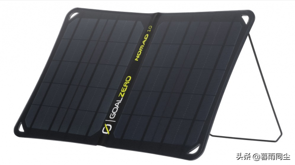 揹包客如何選擇太陽能充電裝備，國外5款最佳揹包太陽能充電裝備