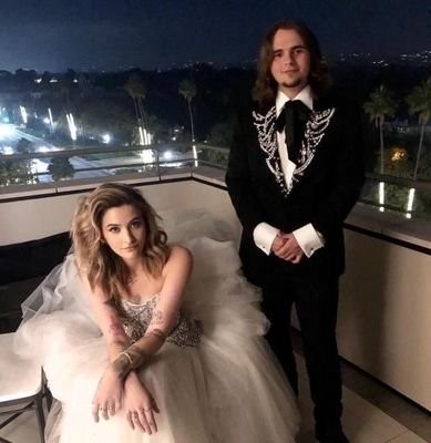 邁克爾傑克遜去世11年後:大兒子遺傳白癜風,女兒患抑鬱症 邁克爾傑克遜去世11年後:大兒子遺傳白癜風,女兒患抑鬱症