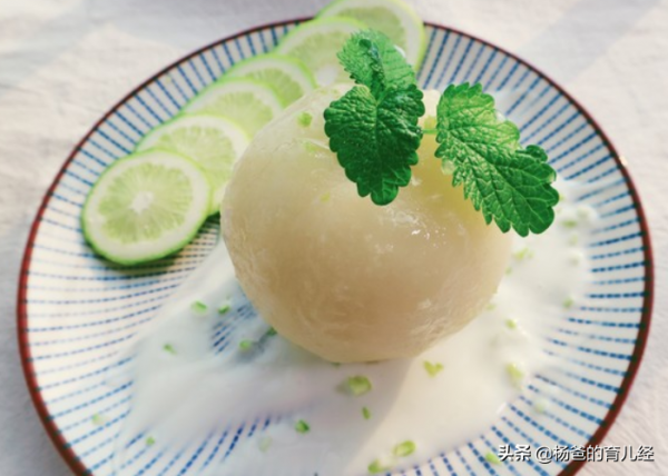簡單好吃的薄荷酸奶雪梨,酸甜營養又美味,家中孩子特愛吃 簡單好吃的薄荷酸奶雪梨,酸甜營養又美味,家中孩子特愛吃