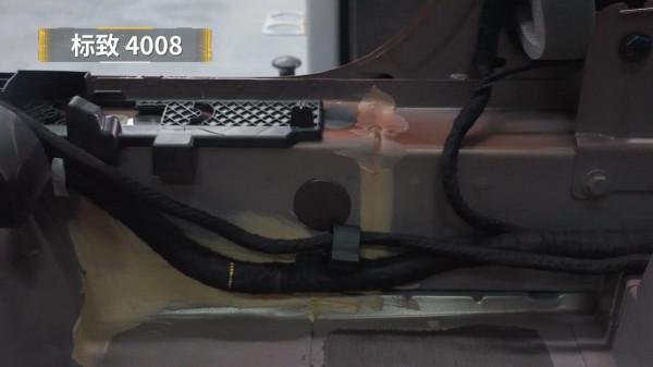 用料確實夠厚道!標緻4008對拆本田皓影 用料確實夠厚道!標緻4008對拆本田皓影