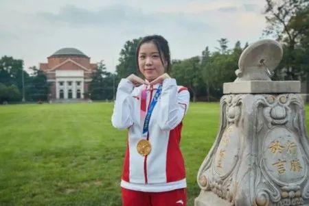 從小“被逼”和“放養”的孩子,20年後過的是截然不同的人生 從小“被逼”和“放養”的孩子,20年後過的是截然不同的人生