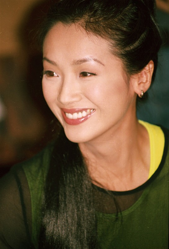 一覺醒來，“眯眯眼”淪為全民公敵？這5位小眼明星個個招人喜歡