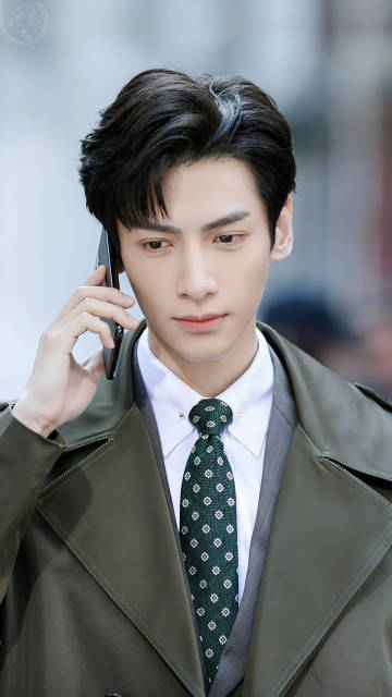 老天爺賞飯吃的4位美男子,古裝和現代裝扮均是絕絕子 老天爺賞飯吃的4位美男子,古裝和現代裝扮均是絕絕子