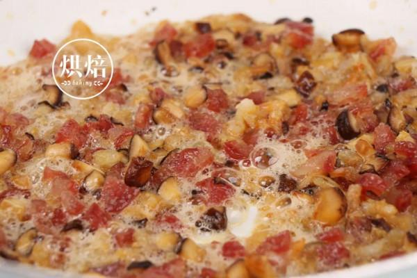 五香芋頭糕 鹹香軟糯 不用去茶樓 料足量多 一家六口不到20元 五香芋頭糕 鹹香軟糯 不用去茶樓 料足量多 一家六口不到20元