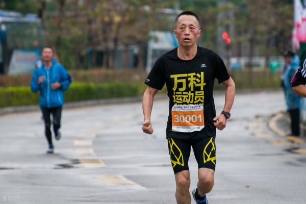 曹德旺獲終身成就獎,年度影響力企業領袖新鮮出爐,有熟悉的嗎? 曹德旺獲終身成就獎,年度影響力企業領袖新鮮出爐,有熟悉的嗎?