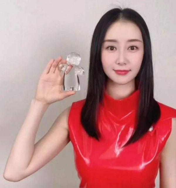 舒暢的三段緋聞感情，有新感情？隱婚還生子？和李易峰還傳過緋聞