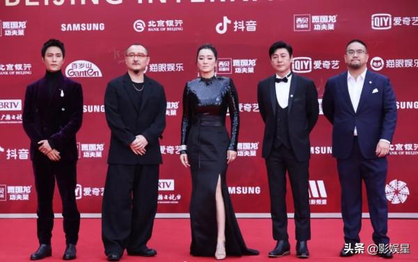 北影節紅毯：佟麗婭豔壓群芳，Baby仙女範，這幾位明星不幸翻車