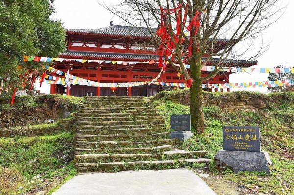 陝西女媧廟翻修挖出女媧墓碑，老農世代守護，難道女媧真有其人？