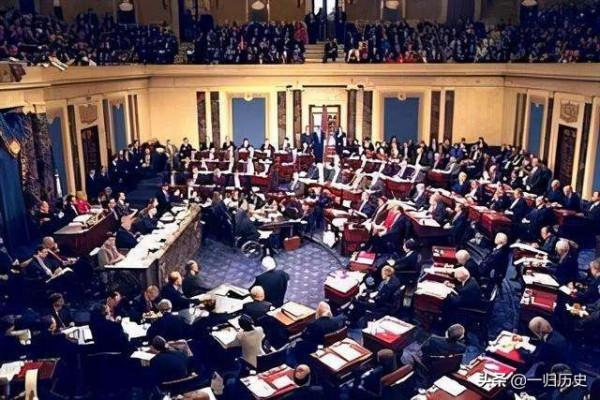 除了周恩來誰能替代總理職位？主席點名他任職，為何只任職2個月