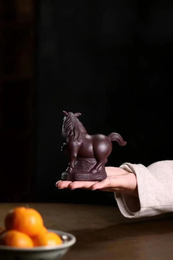 一馬當先，見過嗎？