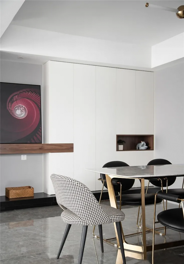 140㎡現代輕奢新房，頭次見這麼上檔次的裝修，尤其是電視背景牆