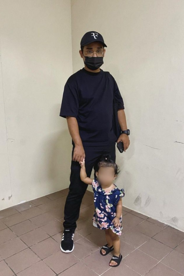 27歲女歌手因生子去世!昏迷11天后死於子癇,和老公已育有一女 27歲女歌手因生子去世!昏迷11天后死於子癇,和老公已育有一女