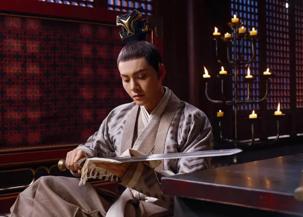 咱就是說,能不能對古裝男主的髮型上點心? 咱就是說,能不能對古裝男主的髮型上點心?