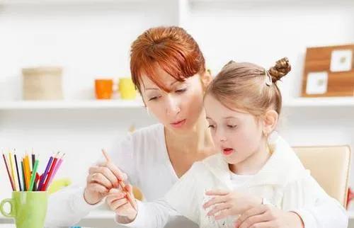 孩子老是磨蹭拖延,怎麼辦?三個技巧幫他變得自律 孩子老是磨蹭拖延,怎麼辦?三個技巧幫他變得自律