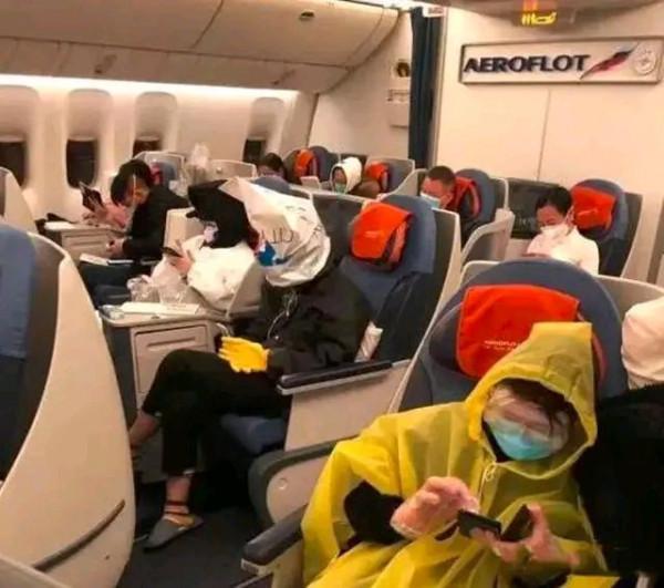 英國幾十所學校聯合行動:包機接中國留學生回去,網友評論太真實 英國幾十所學校聯合行動:包機接中國留學生回去,網友評論太真實