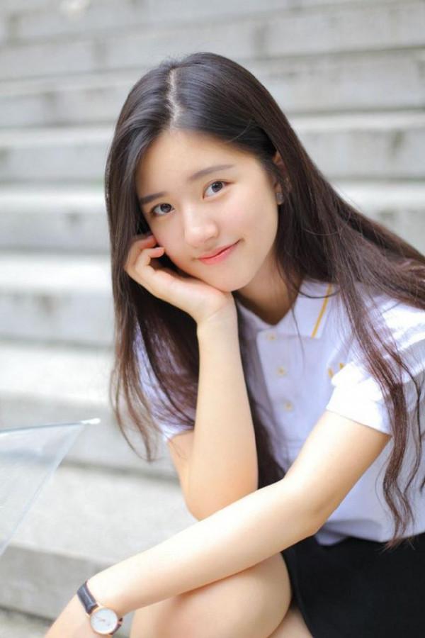 範文《真正的朋友》：始於志趣，合於三觀，敬於人品，久於歲月