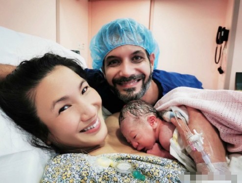 生下兒子才罷休？這7位在2021年生下孩子的豪門兒媳，各個不容易