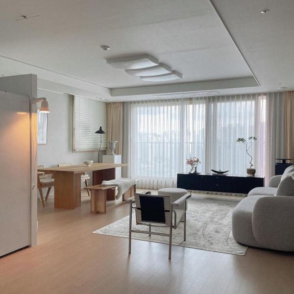 “簡裝”很滿意，人生第一套房75㎡，客廳多功能隨時切換生活狀態