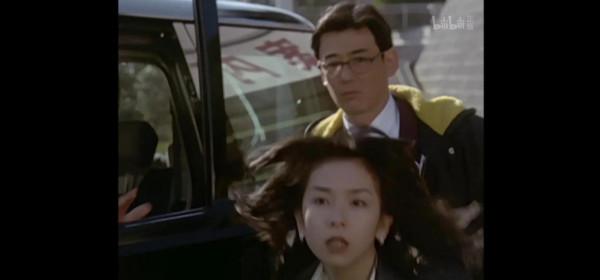 《夜晚藍色的記憶》敘述