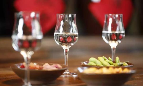 這3大“憋屈”酒,明明是跟茅臺並肩的好酒,可惜瞭解的人不多 這3大“憋屈”酒,明明是跟茅臺並肩的好酒,可惜瞭解的人不多