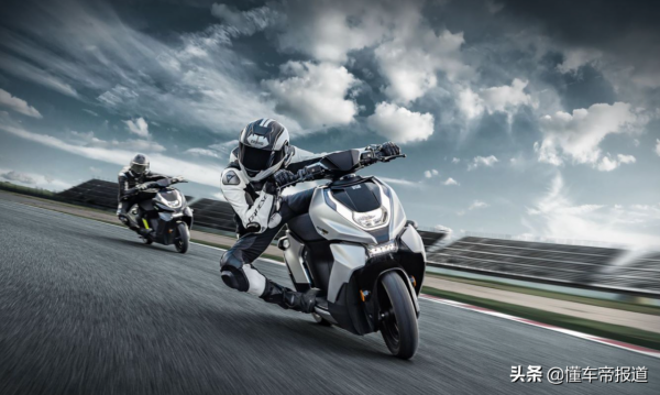 新車 | 售17999-21699元，春風旗下ZEEHO電動摩托車AE8正式上市