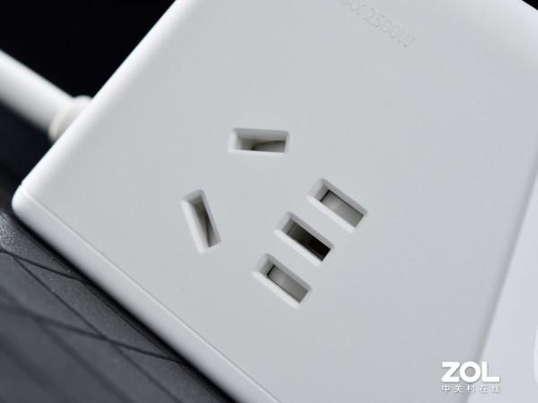 顏值效能雙滿分 aigo小魔方無線充電插座 顏值效能雙滿分 aigo小魔方無線充電插座