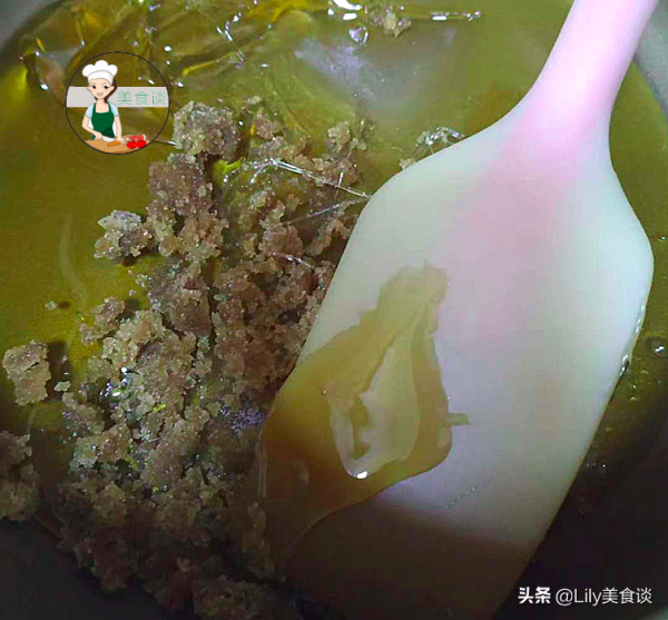 過年不用忙，這美味提前做好，一次做10斤存冰箱，隨吃隨取特方便
