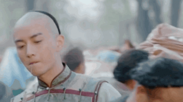 清裝帥哥不好演，這麼多年看下來，也就這10位稱得上“郎豔獨絕”